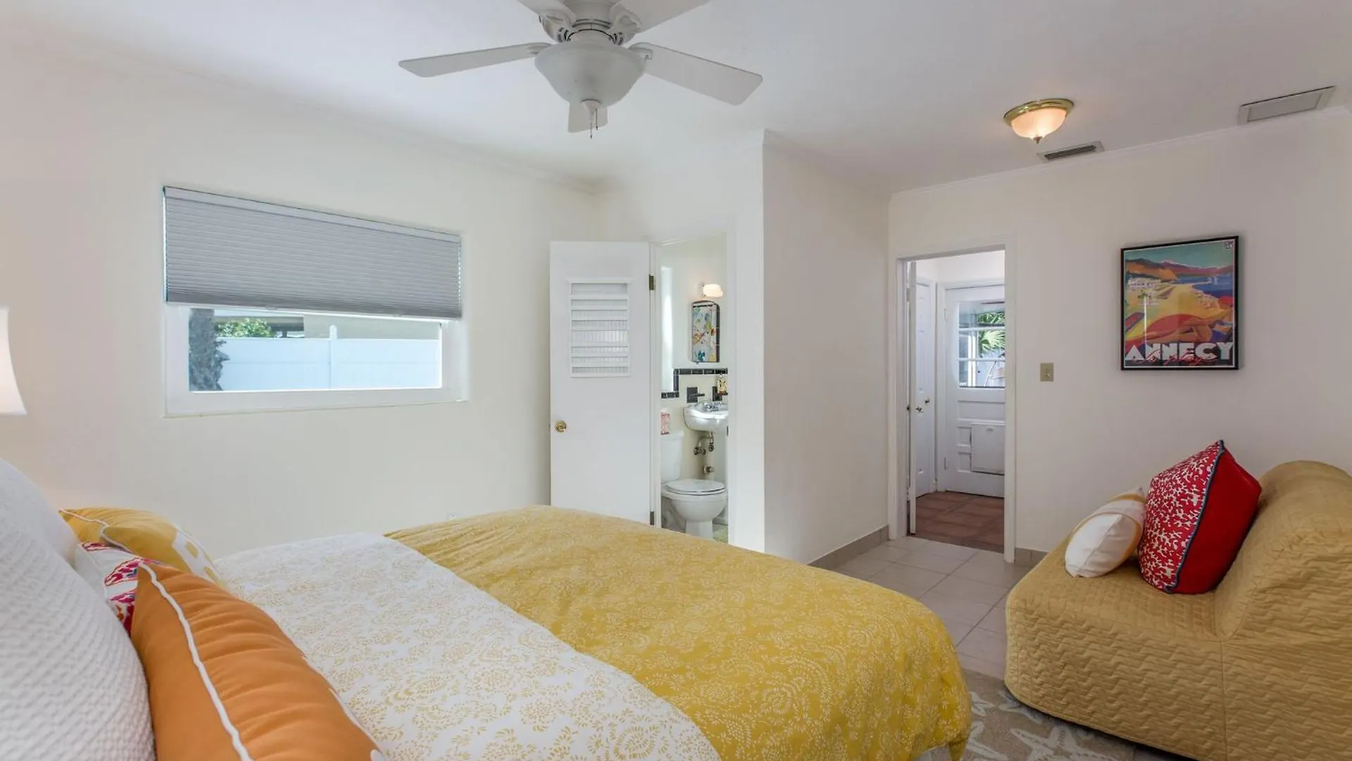 Coastal Beach Escape - Monthly Beach Rental 클리어워터 비치